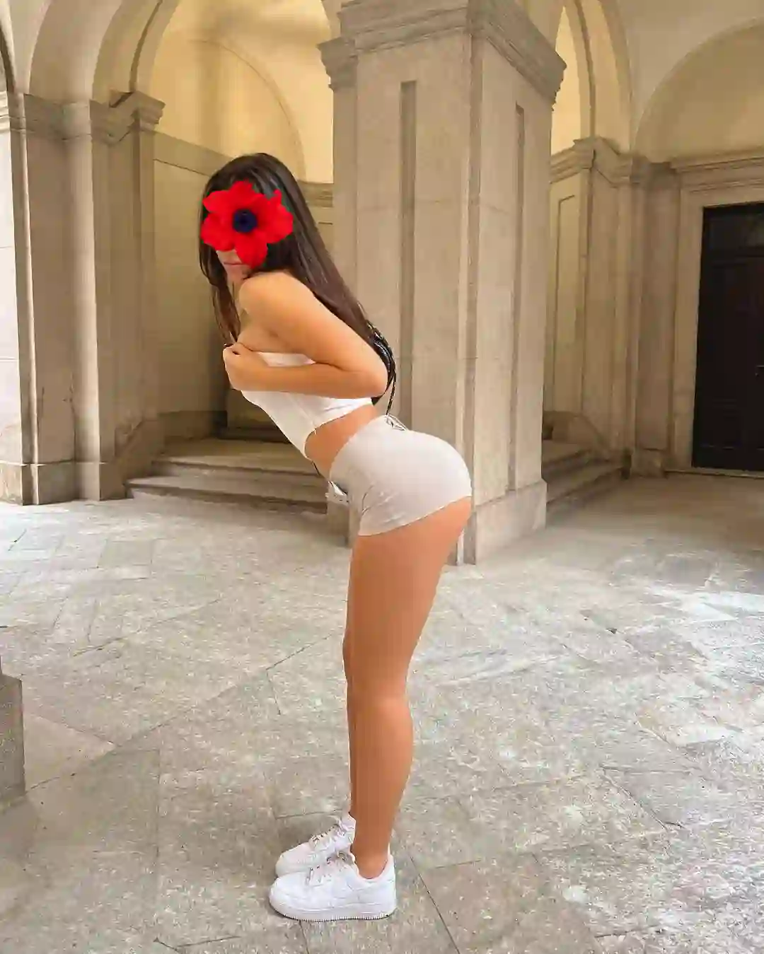 Nilüfer Otele Gelen Escort Bayan